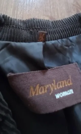 Chaqueta de pana marrón