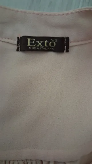 Blusa rosa trasparente