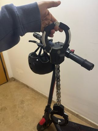 Patinete Eléctrico Red Bull Racing