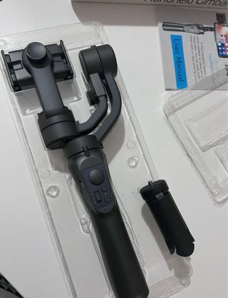 Stabilizzatore Gimbal 3-Axis Smartphone