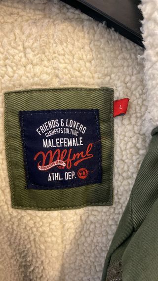 Parka verde militar con sherpa Friends