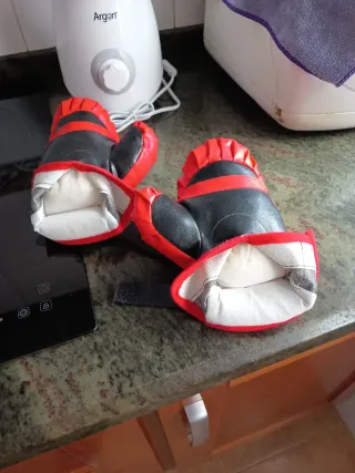 Guantes de boxeo para niños (3-4 años)