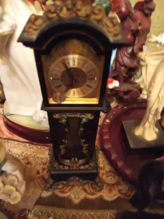 Orologio da terra in legno e metallo