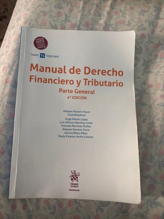 Manual de derecho financiero y tributario Parte...