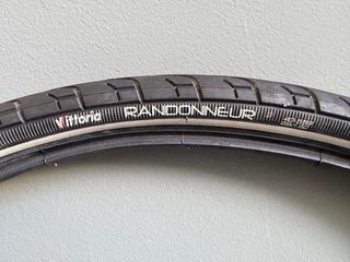 Cerchi completi da corsa / strada