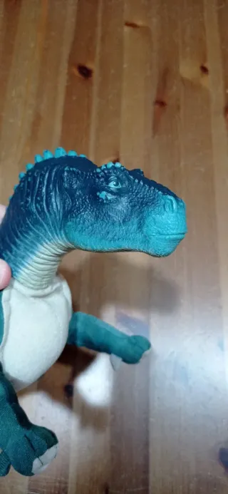 Walt Disney dinosaur Aladar peluche