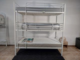 Litera triple con 3 colchones