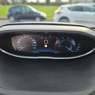 Peugeot 5008 Active 1.6L BlueHDi 88kW (120CV) S&S