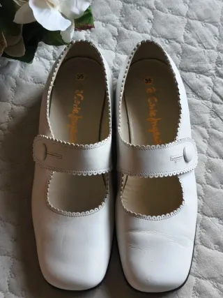 Merceditas piel El Corte Inglés Talla 35