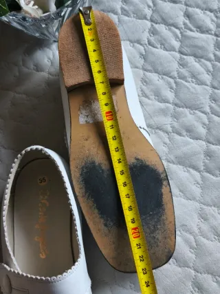 Merceditas piel El Corte Inglés Talla 35