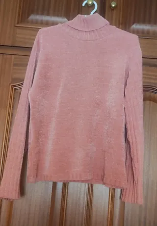 Jersey cuello subido rosa. Oferta hoy!
