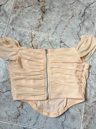 Corsé Shein Beige Drapeado Hombros Descubiertos