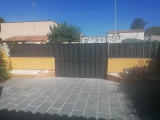 Cerramientos, rejas y puertas metálicas,