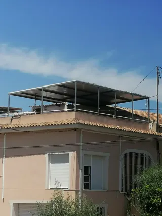 Cerramientos, rejas y puertas metálicas,