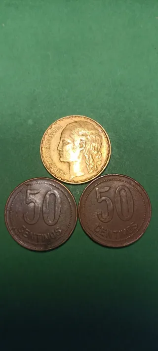 3 Monedas República.