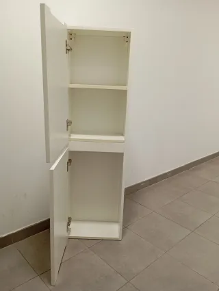 Mueble de baño blanco lacado