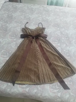 Vestido corto dorado y marrón Talla M