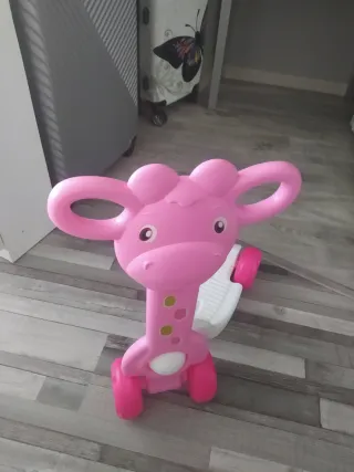 Patinete infantil jirafa rosa