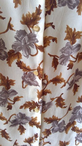 Blusa vintage floral beige y marrón