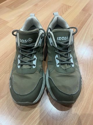 Zapatillas montaña Izas Softshell