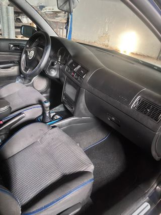 Volkswagen Golf 2003