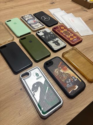 Cover iPhone SE, 7, 8 e protezioni per lo schermo