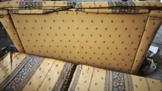 Dos Sofás uno de 3 y otro de 2 plazas tela estampa