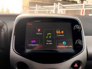 Toyota Aygo 2015 pocos kms camara impecable