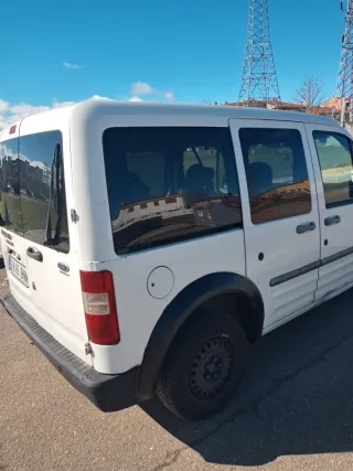 Ford Tourneo Connect 2005