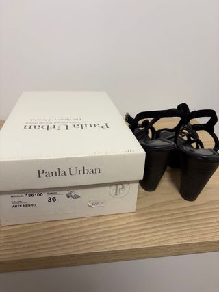 Sandalias Paula Urban Tacón Negras