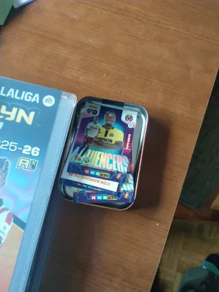 Cromos Adrenalyn Panini XL 2025-2026