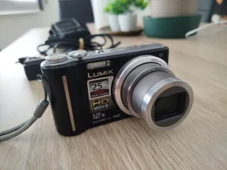 Cámara Panasonic Lumix DMC-TZ7 12x Zoom HD