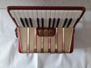 Accordeon Hohner Concerto I da 48 bassi