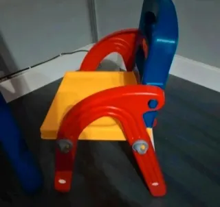 Pizarra Infantil con Silla a Juego