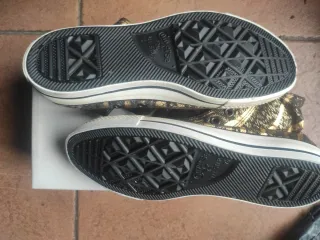 Converse Talla 41 Diseño Tigre Metálico