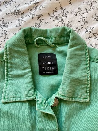 Chaqueta Vaquera Verde Aguamarina Bershka S