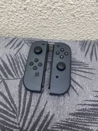 Joy-Cons