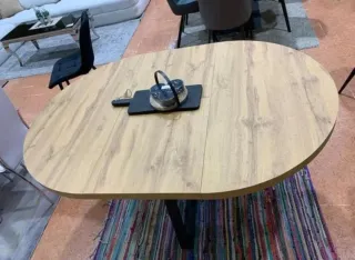 MESA DE COMEDOR REDONDA DE MADERA