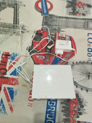 Repetidor WiFi Arcadyan Blanco