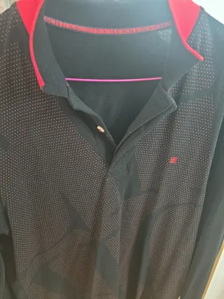 Jersey Carolina Herrera Negro y Rojo