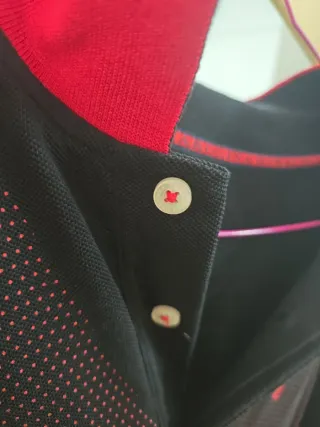 Jersey Carolina Herrera Negro y Rojo