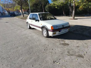 Peugeot 205 gti 1990