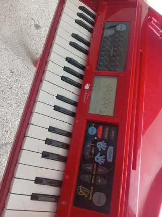 Piano Infantil Imaginarium Rojo