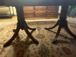 Mesa de salón ovalada madera incluidas 6 sillas