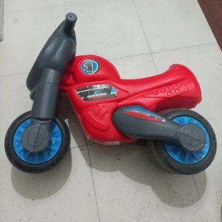 Moto Feder Correpasillos Roja