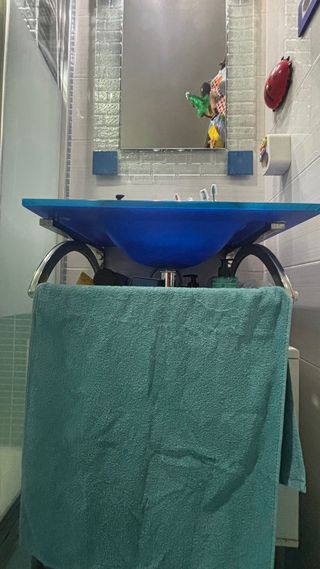 Mueble y espejo baño azul 44x58,5 y 60x80