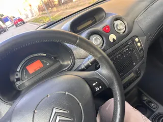 Citroen C3 1.4i distintivo B