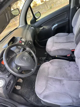 Citroen C3 1.4i distintivo B