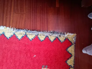 Alfombra Gabbeh de lana roja y amarilla