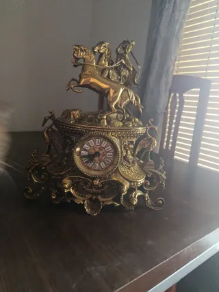 RELOJ ANTIGUO CLÁSICO BARROCO